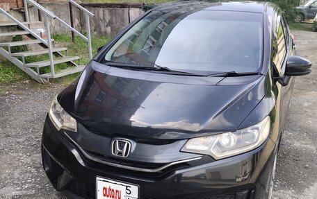Honda Fit III, 2013 год, 850 000 рублей, 3 фотография
