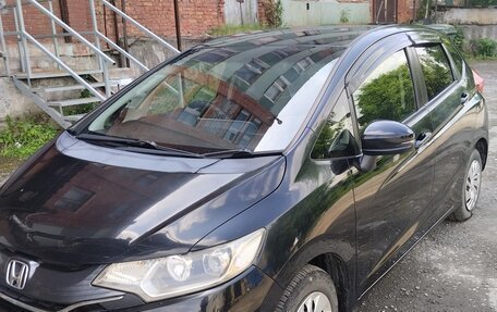 Honda Fit III, 2013 год, 850 000 рублей, 2 фотография