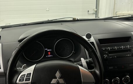 Mitsubishi Outlander III рестайлинг 3, 2011 год, 1 300 000 рублей, 11 фотография
