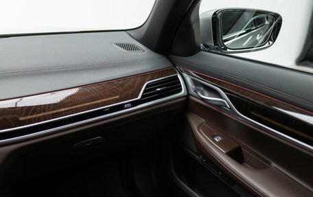 BMW 7 серия, 2020 год, 6 490 000 рублей, 19 фотография