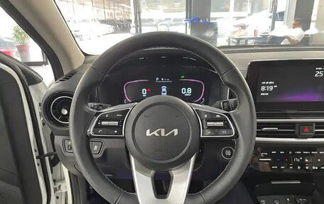 KIA K3, 2023 год, 1 120 448 рублей, 10 фотография