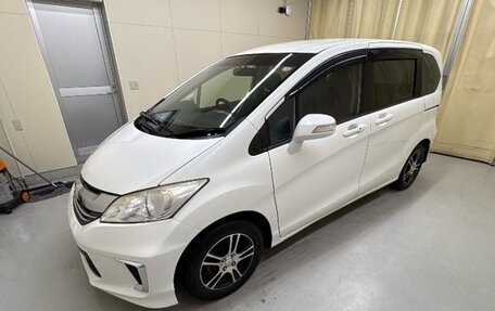 Honda Freed I, 2014 год, 759 000 рублей, 2 фотография