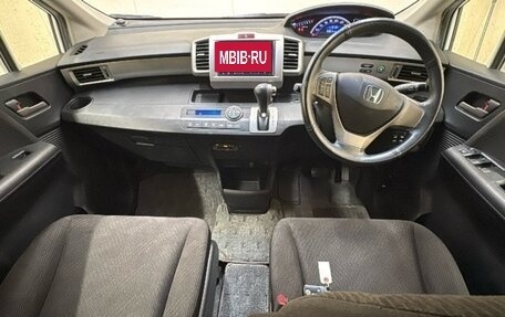 Honda Freed I, 2014 год, 759 000 рублей, 5 фотография