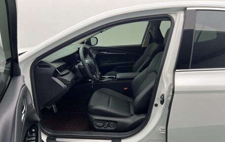 Toyota Camry, 2025 год, 4 377 700 рублей, 14 фотография