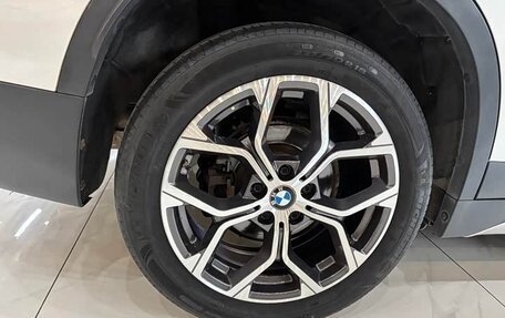 BMW X1, 2022 год, 2 200 000 рублей, 9 фотография