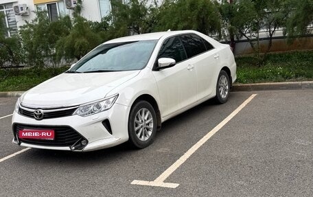 Toyota Camry, 2017 год, 2 300 000 рублей, 2 фотография
