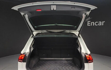 Volkswagen Tiguan II, 2021 год, 2 000 606 рублей, 5 фотография