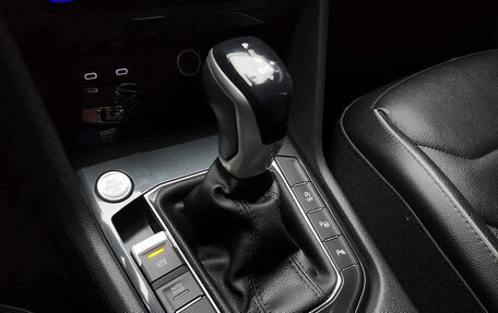 Volkswagen Tiguan II, 2021 год, 2 000 606 рублей, 13 фотография