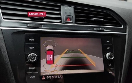 Volkswagen Tiguan II, 2021 год, 2 000 606 рублей, 11 фотография