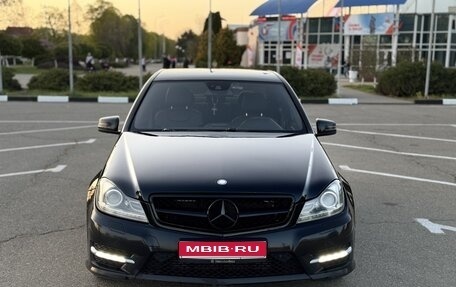 Mercedes-Benz C-Класс, 2012 год, 1 500 000 рублей, 1 фотография