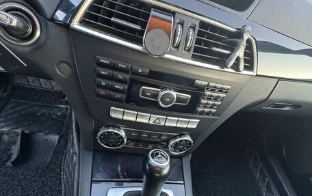 Mercedes-Benz C-Класс, 2012 год, 1 500 000 рублей, 12 фотография