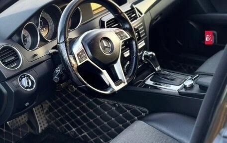 Mercedes-Benz C-Класс, 2012 год, 1 500 000 рублей, 10 фотография