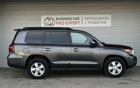 Toyota Land Cruiser 200, 2012 год, 3 199 000 рублей, 4 фотография