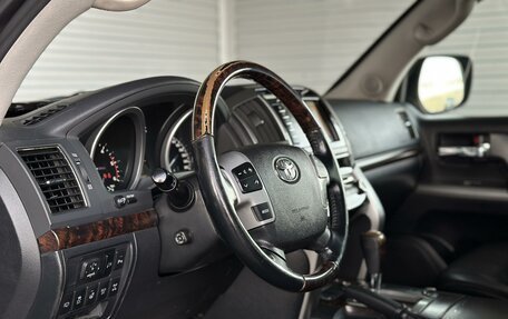 Toyota Land Cruiser 200, 2012 год, 3 199 000 рублей, 9 фотография