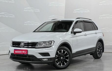 Volkswagen Tiguan II, 2019 год, 2 650 000 рублей, 1 фотография