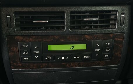 Toyota Land Cruiser 200, 2012 год, 3 199 000 рублей, 24 фотография