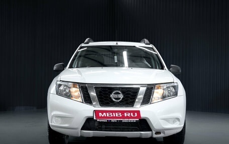Nissan Terrano III, 2014 год, 999 999 рублей, 2 фотография