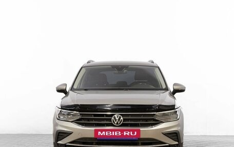 Volkswagen Tiguan II, 2021 год, 2 499 000 рублей, 3 фотография