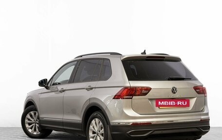 Volkswagen Tiguan II, 2021 год, 2 499 000 рублей, 7 фотография
