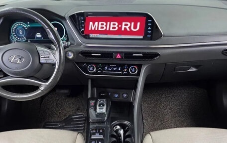 Hyundai Sonata VIII, 2022 год, 2 033 000 рублей, 6 фотография