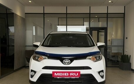 Toyota RAV4, 2019 год, 2 300 000 рублей, 13 фотография