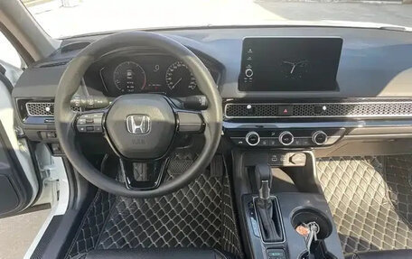 Honda Civic, 2022 год, 1 330 000 рублей, 10 фотография