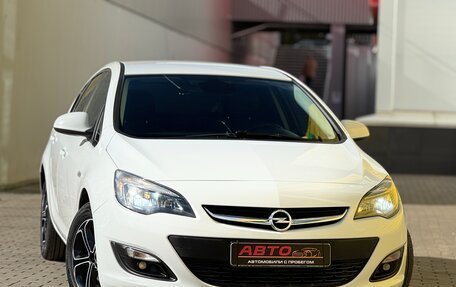 Opel Astra J, 2014 год, 699 999 рублей, 4 фотография