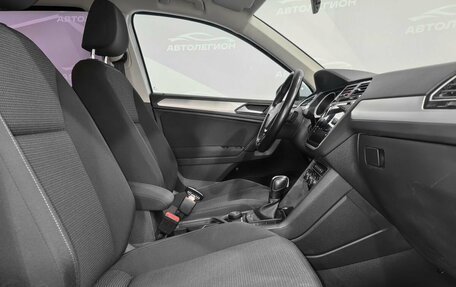 Volkswagen Tiguan II, 2019 год, 2 650 000 рублей, 13 фотография
