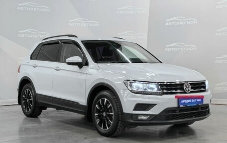 Volkswagen Tiguan II, 2019 год, 2 650 000 рублей, 6 фотография