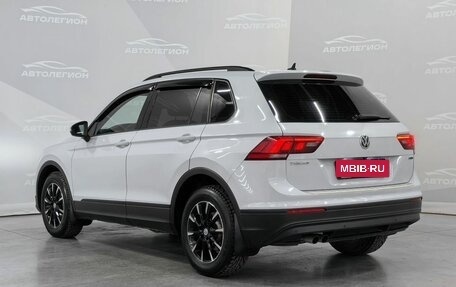 Volkswagen Tiguan II, 2019 год, 2 650 000 рублей, 3 фотография