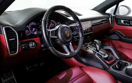 Porsche Cayenne III, 2022 год, 11 000 000 рублей, 17 фотография