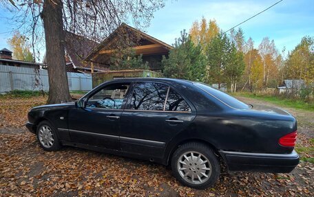 Mercedes-Benz E-Класс, 1997 год, 280 000 рублей, 6 фотография