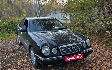 Mercedes-Benz E-Класс, 1997 год, 280 000 рублей, 4 фотография