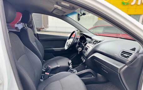 KIA Rio III рестайлинг, 2015 год, 799 999 рублей, 14 фотография