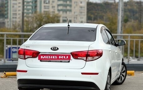KIA Rio III рестайлинг, 2015 год, 799 999 рублей, 22 фотография