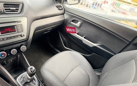 KIA Rio III рестайлинг, 2015 год, 799 999 рублей, 16 фотография
