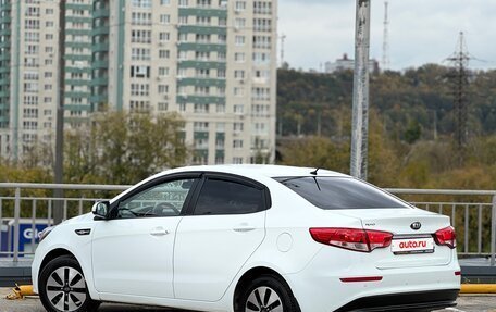 KIA Rio III рестайлинг, 2015 год, 799 999 рублей, 28 фотография