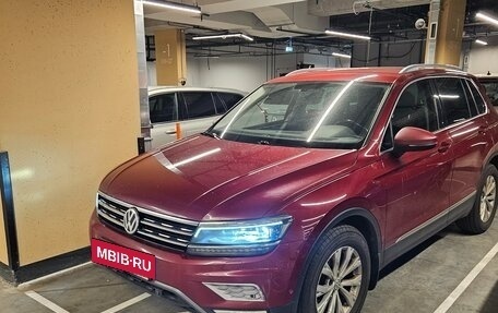 Volkswagen Tiguan II, 2016 год, 2 490 000 рублей, 6 фотография