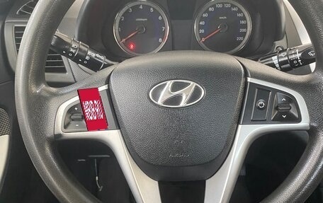 Hyundai Solaris II рестайлинг, 2012 год, 630 000 рублей, 15 фотография