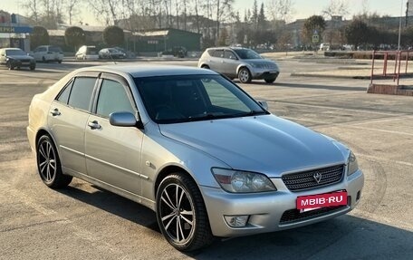 Toyota Altezza, 2000 год, 670 000 рублей, 2 фотография