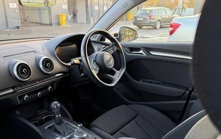 Audi A3, 2018 год, 1 630 000 рублей, 3 фотография