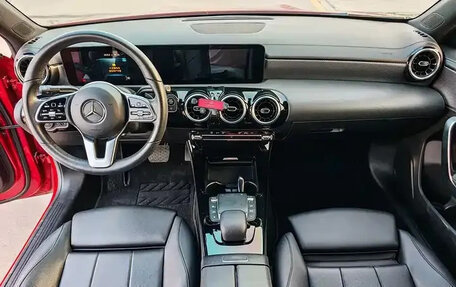 Mercedes-Benz A-Класс, 2021 год, 1 559 000 рублей, 7 фотография