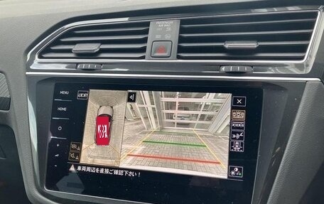 Volkswagen Tiguan II, 2023 год, 2 450 000 рублей, 10 фотография