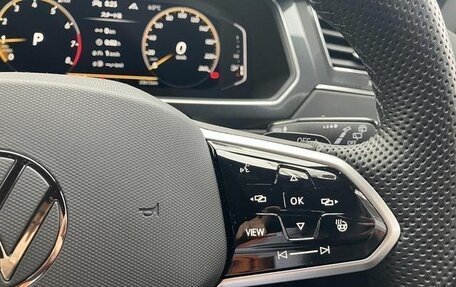 Volkswagen Tiguan II, 2023 год, 2 450 000 рублей, 13 фотография