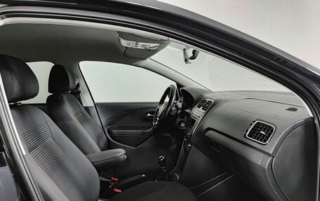 Volkswagen Polo VI (EU Market), 2017 год, 1 100 000 рублей, 13 фотография