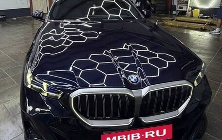 BMW 5 серия, 2024 год, 7 500 000 рублей, 10 фотография