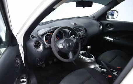 Nissan Juke II, 2013 год, 990 000 рублей, 10 фотография