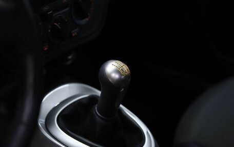 Nissan Juke II, 2013 год, 990 000 рублей, 14 фотография