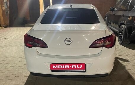Opel Astra J, 2013 год, 750 000 рублей, 2 фотография