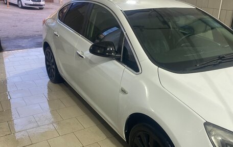 Opel Astra J, 2013 год, 750 000 рублей, 8 фотография
